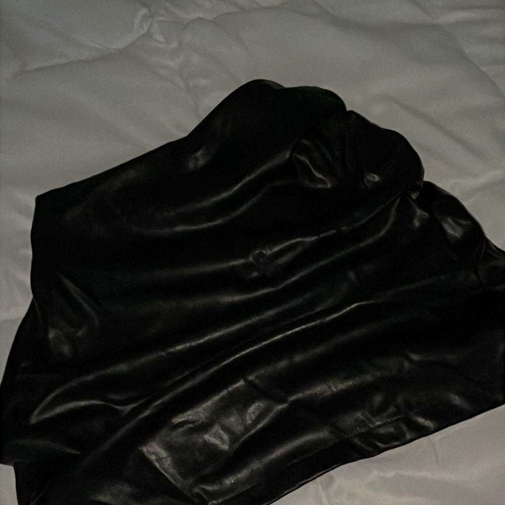 SHEIN Black Faux Leather Skirt